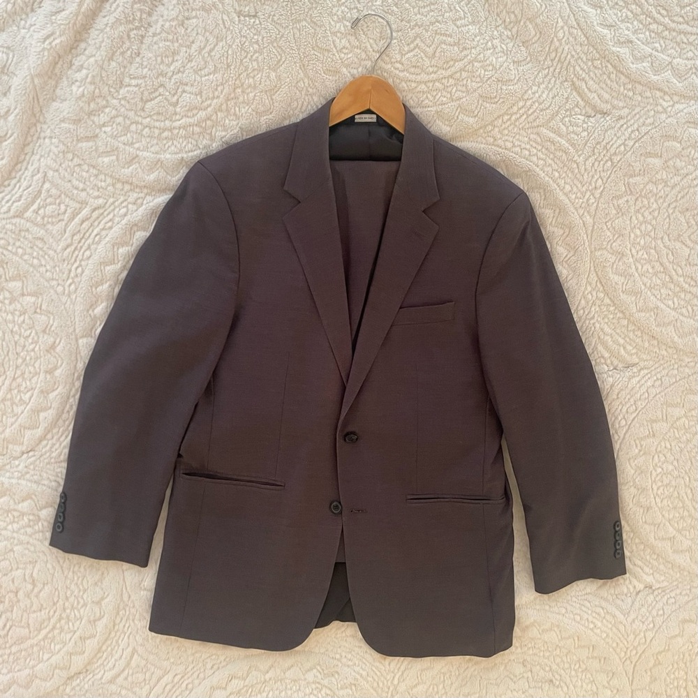 Men 2 piece suit 42R/34W